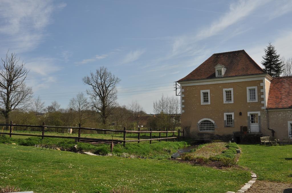 Bed and Breakfast Moulin De Morance Ecommoy Екстер'єр фото